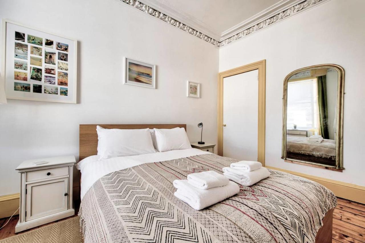 Guestready - Cosy Home 5 Minutes From Waverley! Единбург Екстериор снимка