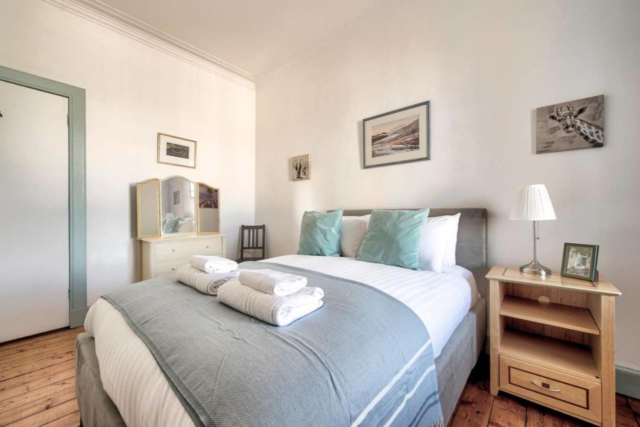 Guestready - Cosy Home 5 Minutes From Waverley! Единбург Екстериор снимка