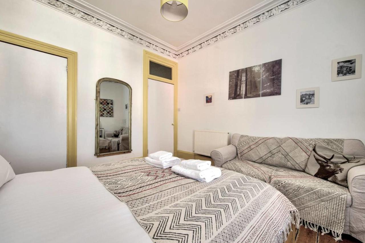 Guestready - Cosy Home 5 Minutes From Waverley! Единбург Екстериор снимка